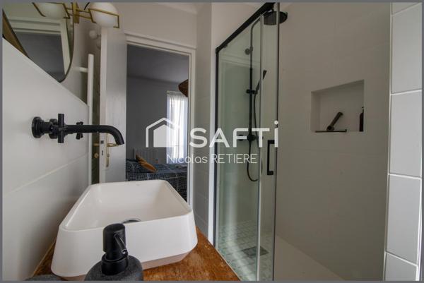 Chantier naval - T2bis de 52m2 et grenier