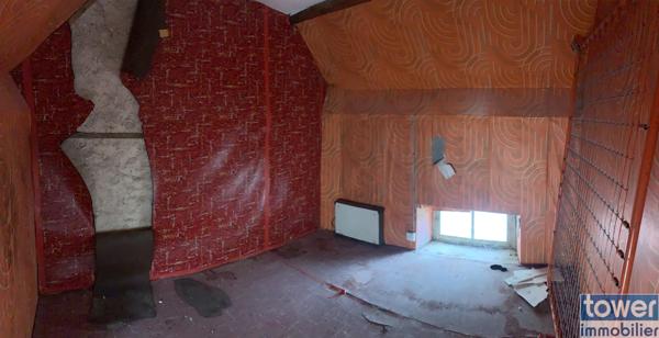 MATHA 17160 - Maison 2 pièces de 50 m² avec cave . et patio de 18 m².