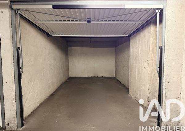 Parking à vendre 15 m² Paris 10