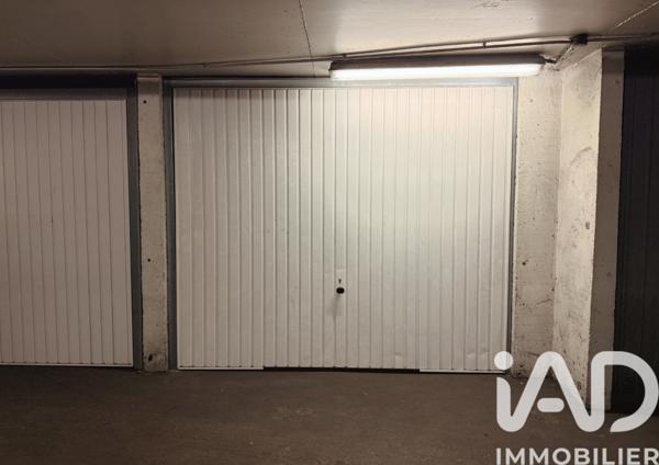 Parking à vendre 15 m² Paris 10