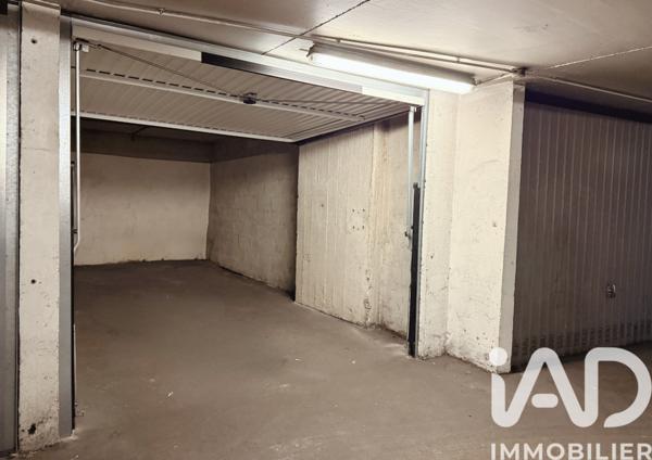 Parking à vendre 15 m² Paris 10