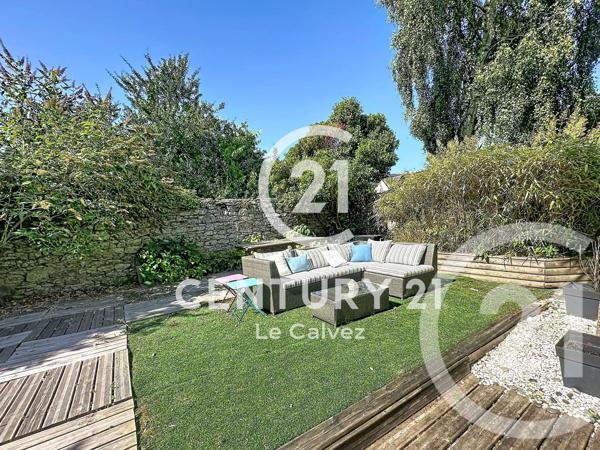 Maison à vendre  6 pièces - 231 m 2   GUINGAMP  - 22