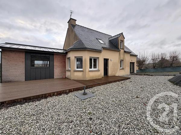 Maison à vendre  6 pièces - 231 m 2   GUINGAMP  - 22
