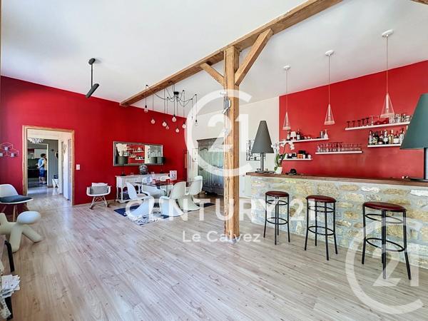Maison à vendre  6 pièces - 231 m 2   GUINGAMP  - 22