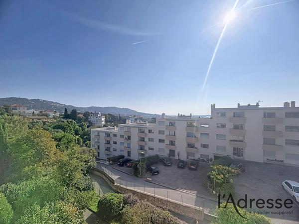 Bel appartement 2 pièces dans une résidence de services séniors autonome !