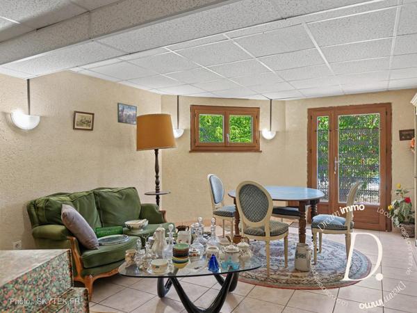 VILLA D'EXCEPTION – 298 m² HABITABLES