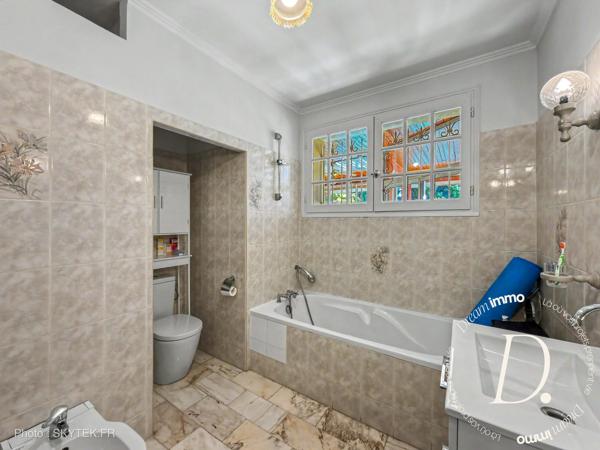 VILLA D'EXCEPTION – 298 m² HABITABLES