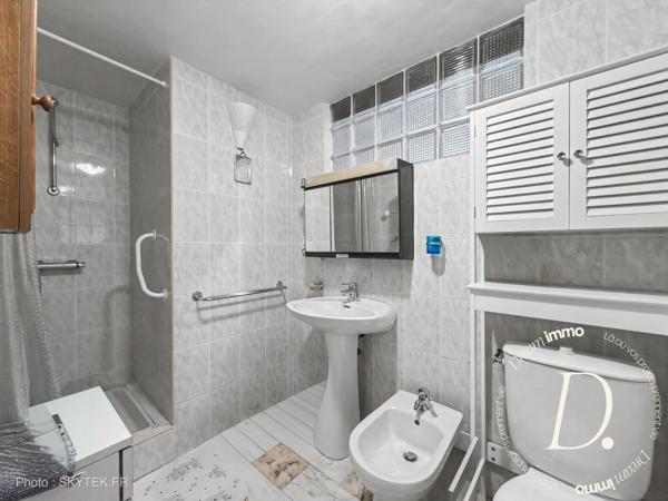 VILLA D'EXCEPTION – 298 m² HABITABLES