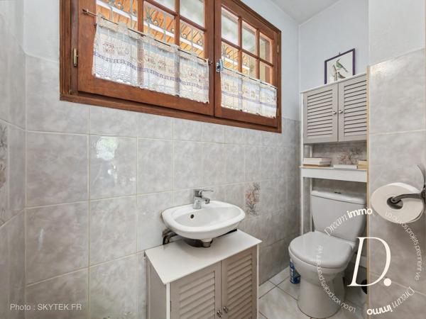 VILLA D'EXCEPTION – 298 m² HABITABLES