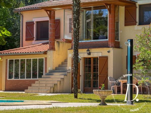 VILLA D'EXCEPTION – 298 m² HABITABLES