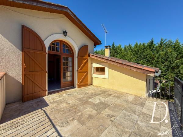 VILLA D'EXCEPTION – 298 m² HABITABLES