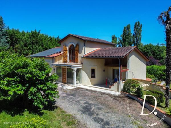 VILLA D'EXCEPTION – 298 m² HABITABLES