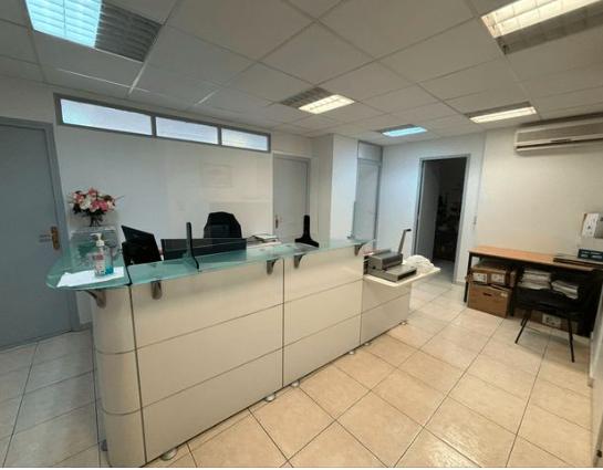 Bureau 5 pièces - 103 m²