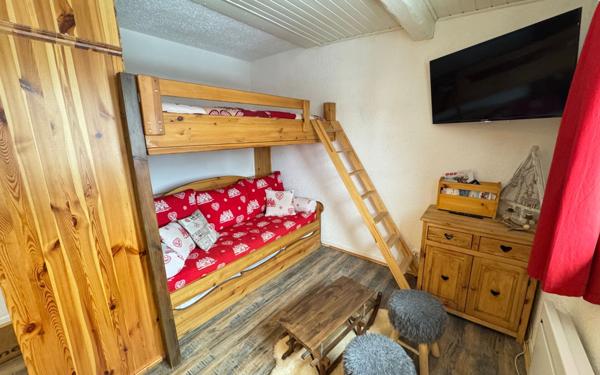 Appartement à vendre    1 pièce • 24,70 m2 Montclar