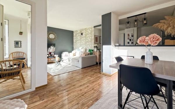 Appartement à vendre    2 pièces • 48,51 m2 Fréjus