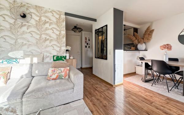 Appartement à vendre    2 pièces • 48,51 m2 Fréjus