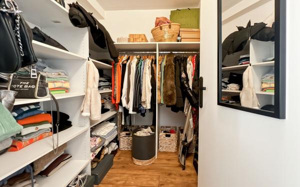 Appartement à vendre    2 pièces • 48,51 m2 Fréjus