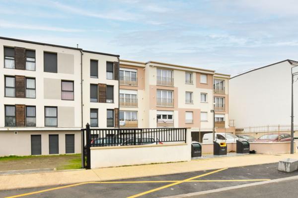Appartement Brie Comte Robert 3 pièces 62.48 non meublé
