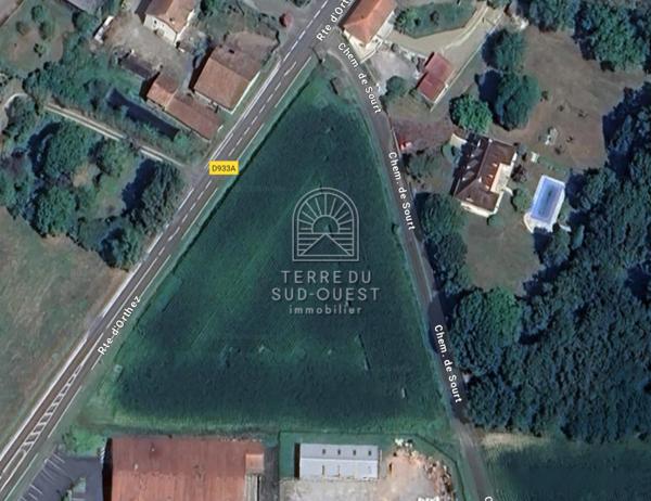Terrain 8431 m²
