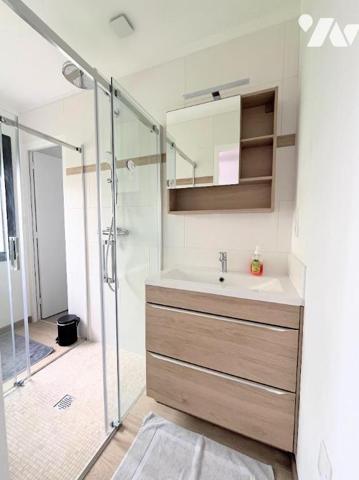 MAISON CONTEMPORAINE - PLOMELIN