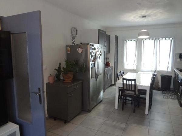 Maison à vendre 4 pièces VIAS (34)