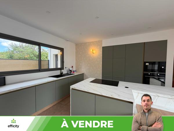 Maison
         6 pièces
        - 144 m² 430 000 € *