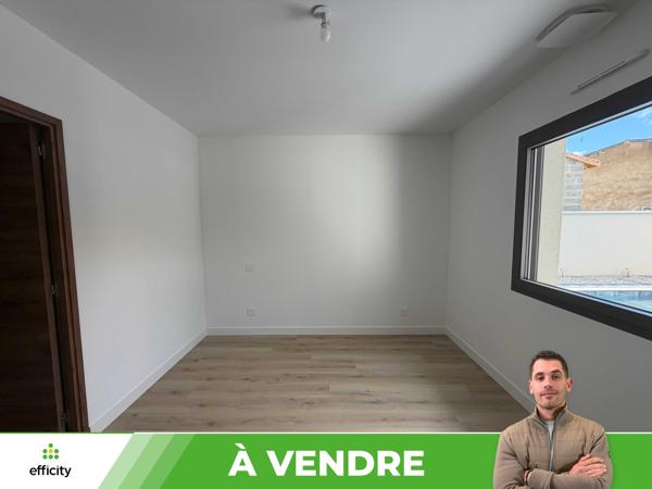 Maison
         6 pièces
        - 144 m² 430 000 € *