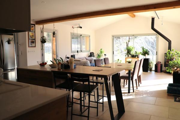 Saint-Saturnin-lès-Apt (84490) Villa neuve à Saint Saturnin lès Apt