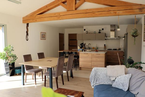 Saint-Saturnin-lès-Apt (84490) Villa neuve à Saint Saturnin lès Apt