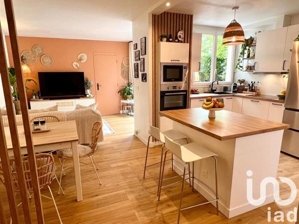 Appartement 3 pièces de 58 m² à Saulx-les-Chartreux (91160)