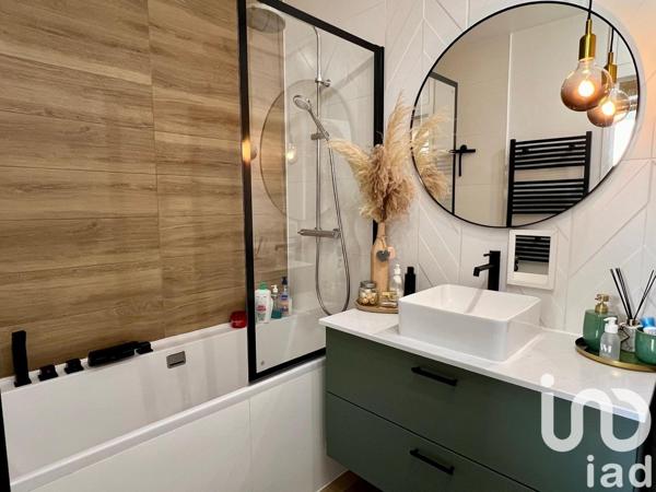 Appartement 3 pièces de 58 m² à Saulx-les-Chartreux (91160)