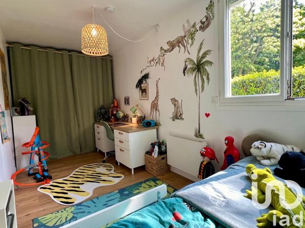 Appartement 3 pièces de 58 m² à Saulx-les-Chartreux (91160)