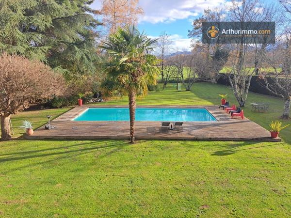 Vente Maison 10 pièces 300 m2 à Saint-Girons