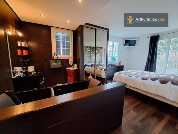 Vente Maison 10 pièces 300 m2 à Saint-Girons