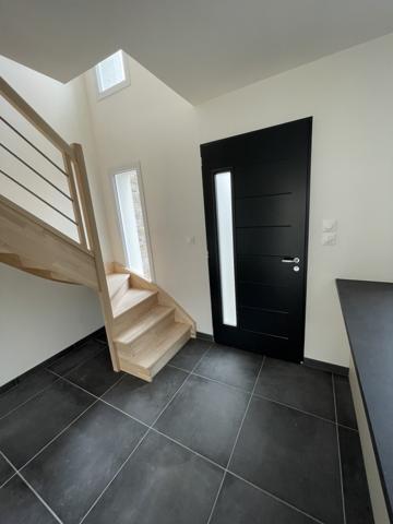MAISON NEUVE T4 - GARAGE - JARDIN