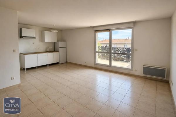 Appartement à louer 1 pièce 33.35m² Istres (13800)