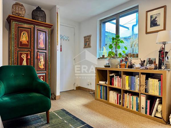 Loft plain-pied avec grand jardin, cour et garage