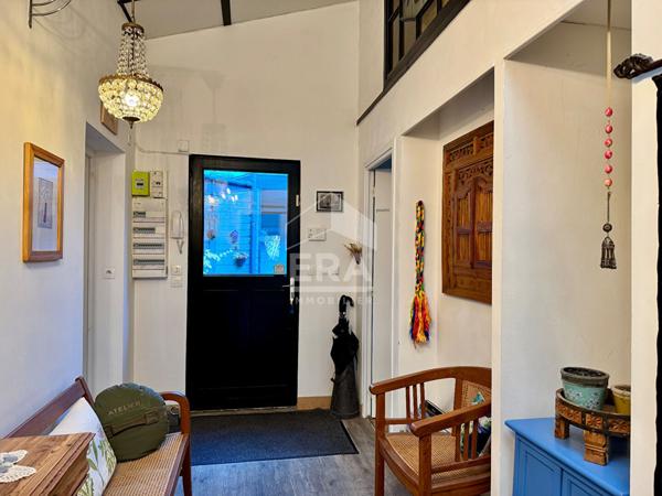 Loft plain-pied avec grand jardin, cour et garage