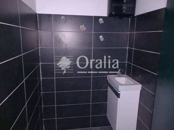 Local · Location Marseille (13003) 69m²