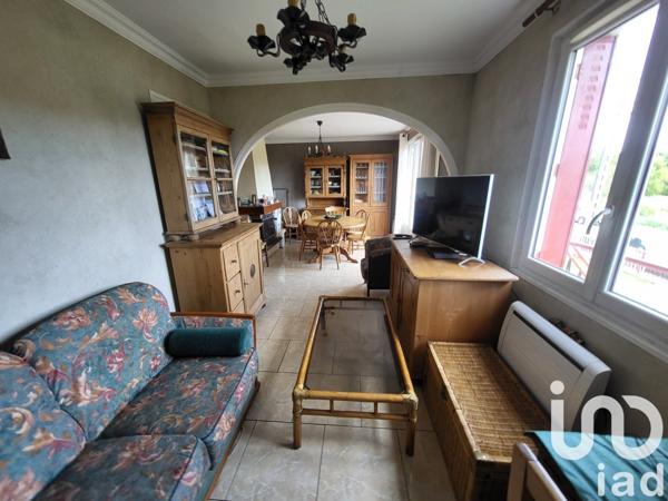 Maison traditionnelle 4 pièces de 65 m² à Crépy-en-Valois (60800)