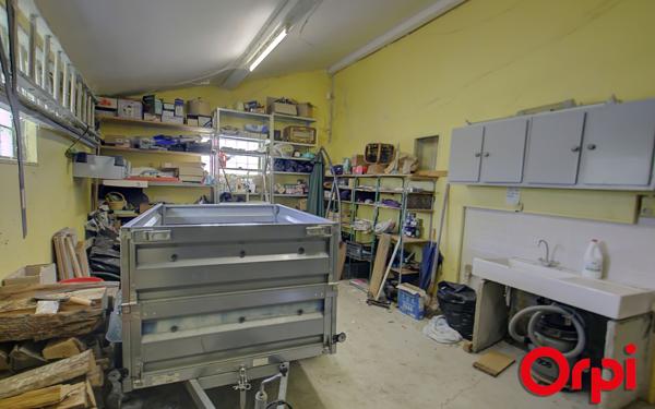 Maison à vendre    4 pièces •  Ruy