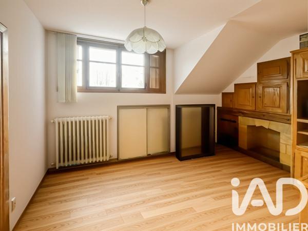 Maison à vendre 8 pièces 143 m² Rueil-Malmaison