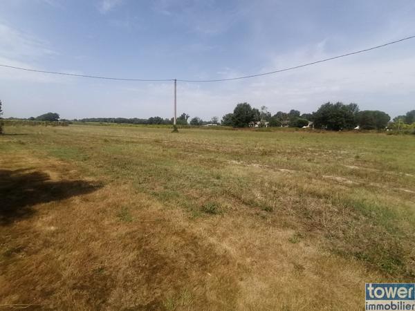 Terrain - 1600 m² - Bressols