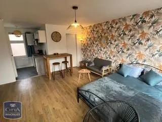 Appartement à louer 1 pièce 30.24m²