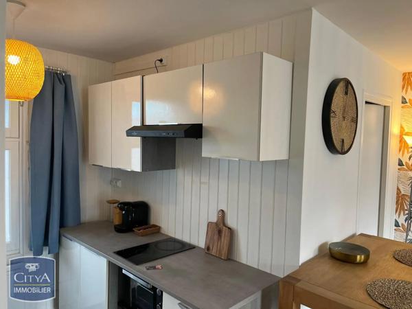 Appartement à louer 1 pièce 30.24m²