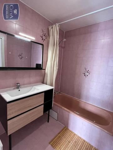 Appartement à louer 1 pièce 30.24m²