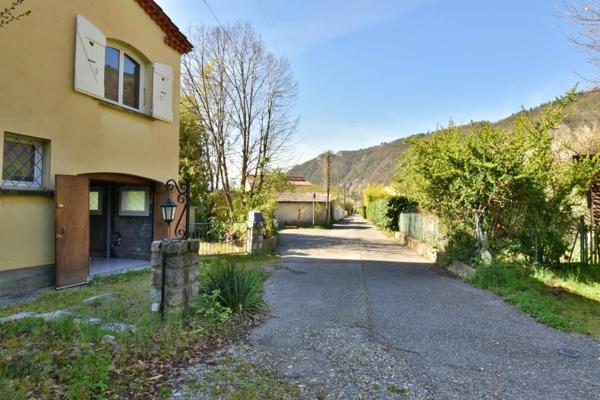 Maison à vendre 6 pièces DIGNE LES BAINS (04)