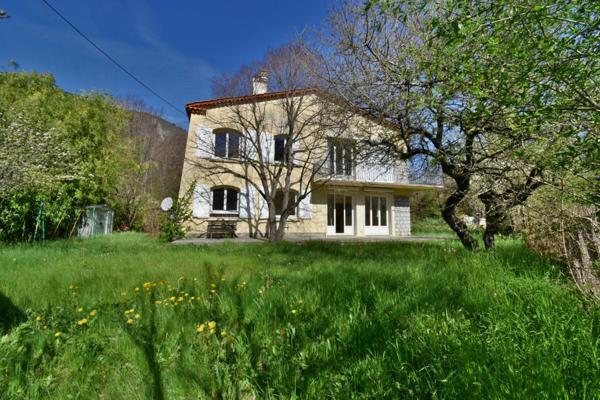 Maison à vendre 6 pièces DIGNE LES BAINS (04)