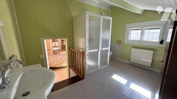 A VENDRE - Châlons-en-Champagne - Longère de type 4 avec jardin et garage 

Située à proximit...