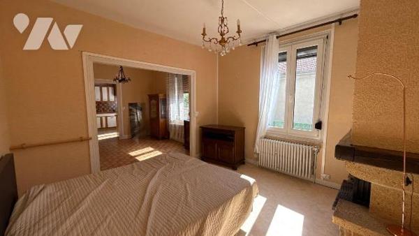 A VENDRE - Châlons-en-Champagne - Longère de type 4 avec jardin et garage 

Située à proximit...